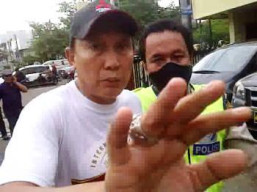 Bandot Bau Bangkai Cabuli Gadis di Bawah Umur